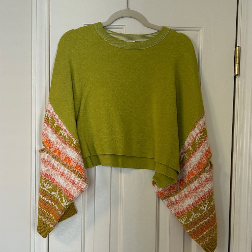 Kerisma Olive Green Cropped Sweater with Patterned Balloon Sleeves